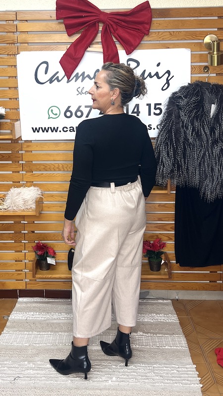 pantalón ecopiel negro pantalón ecopiel negro